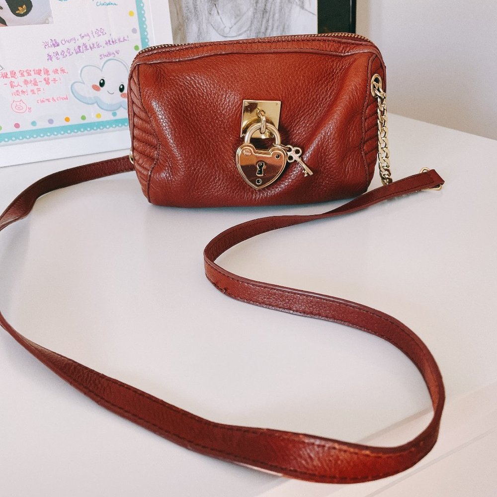 8/10 new Juicy Couture brown leather crossbody bag
